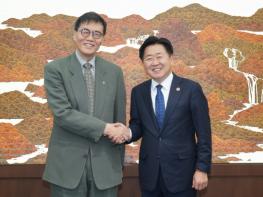 제주도, 한국은행에 제주지역 경제분석 공동연구 제안 기사 이미지