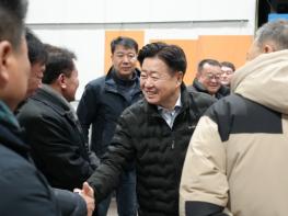 제주도, 설 앞두고 한림수협 위판장서 민생 소통 기사 이미지